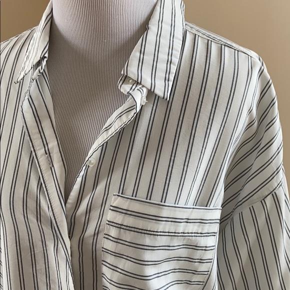 Calista long sleeve button down pocket shirt - Picture 6 of 8